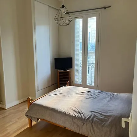 Deniz Apartamento Burdeos